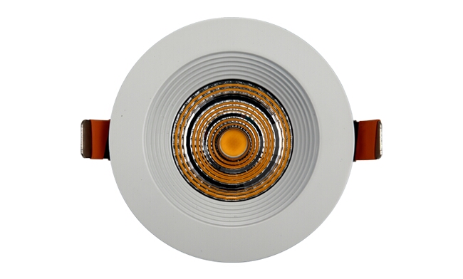 華輝照明專業(yè)生產(chǎn)LED筒燈，COB筒燈，全國(guó)行業(yè)領(lǐng)先，服務(wù)過(guò)全國(guó)各類工程達(dá)2000家。