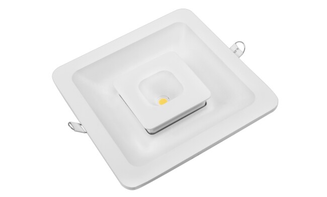 華輝照明專業(yè)生產(chǎn)LED筒燈，COB筒燈，全國行業(yè)領(lǐng)先，服務(wù)過全國各類工程達(dá)2000家。